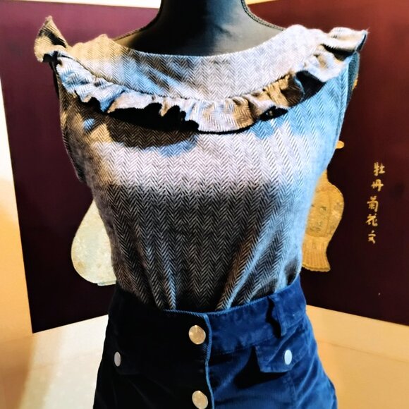 Ella Moss fitted wear to work ruffle top - Picture 8 of 9